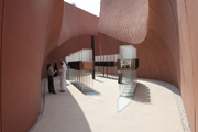 Il padiglione degli Emirati Arabi progettato da Norman Foster.