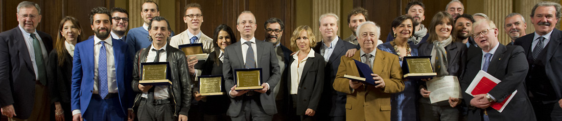 La foto di gruppo di tutti i premiati.